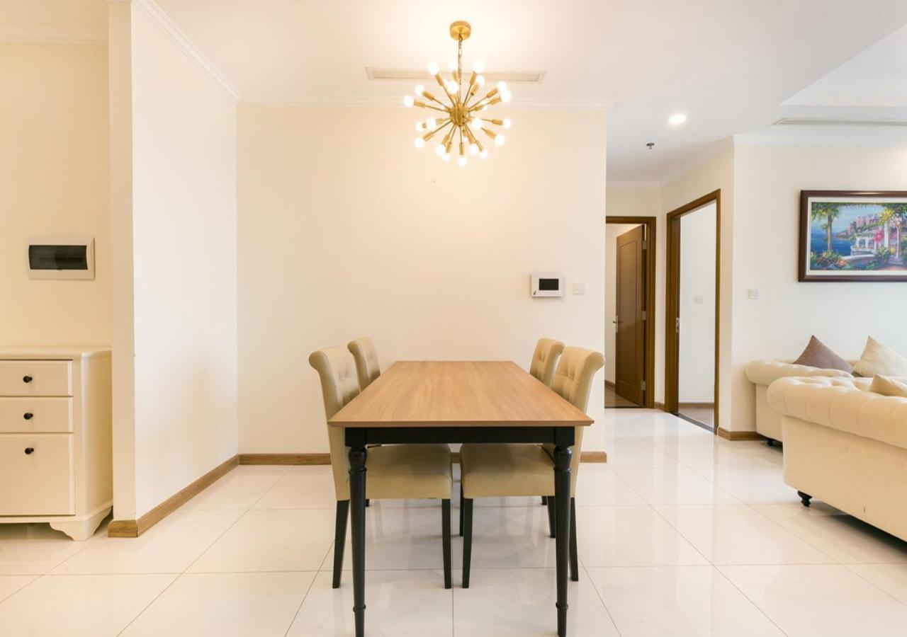 Landmark Plus Central Park Vista Apartment โฮจิมินห์ซิตี้ ภายนอก รูปภาพ