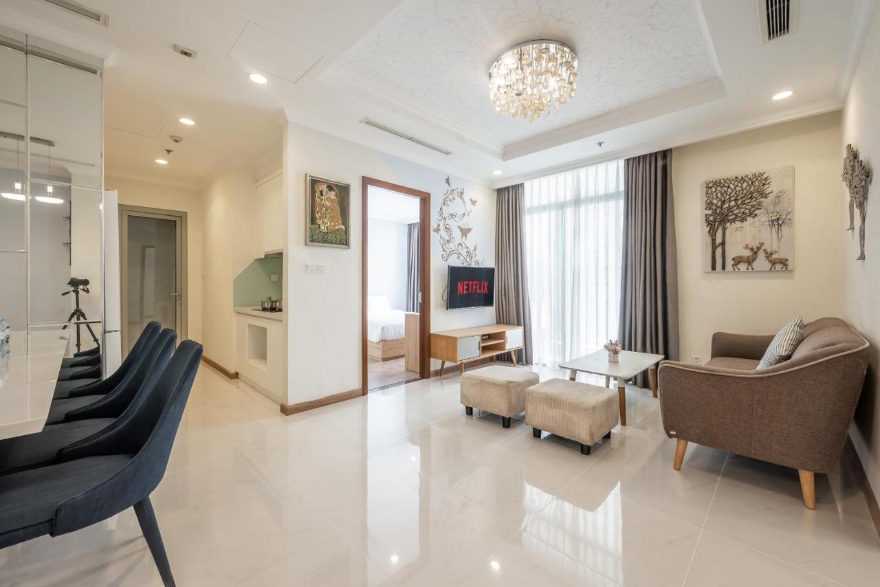 Landmark Plus Central Park Vista Apartment โฮจิมินห์ซิตี้ ภายนอก รูปภาพ