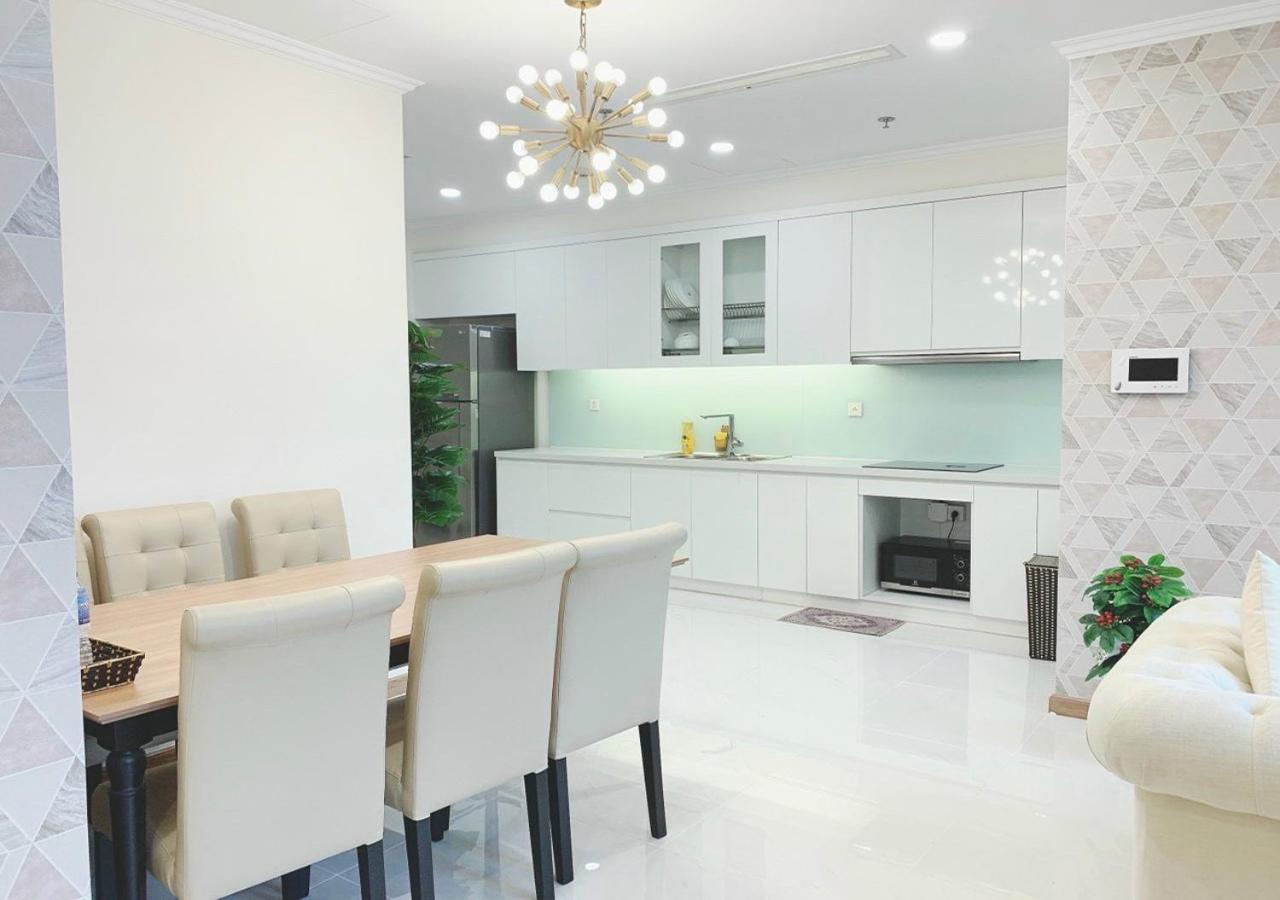 Landmark Plus Central Park Vista Apartment โฮจิมินห์ซิตี้ ภายนอก รูปภาพ