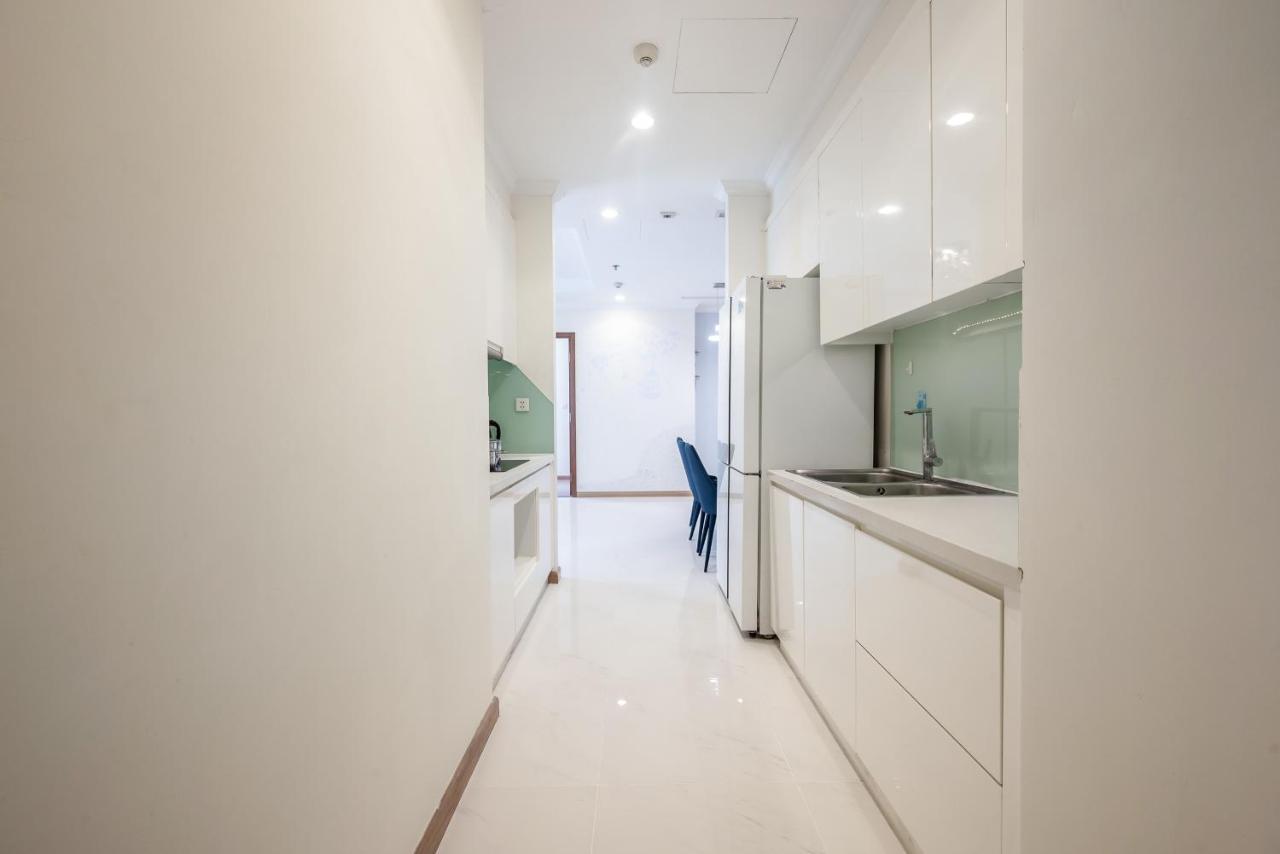 Landmark Plus Central Park Vista Apartment โฮจิมินห์ซิตี้ ภายนอก รูปภาพ