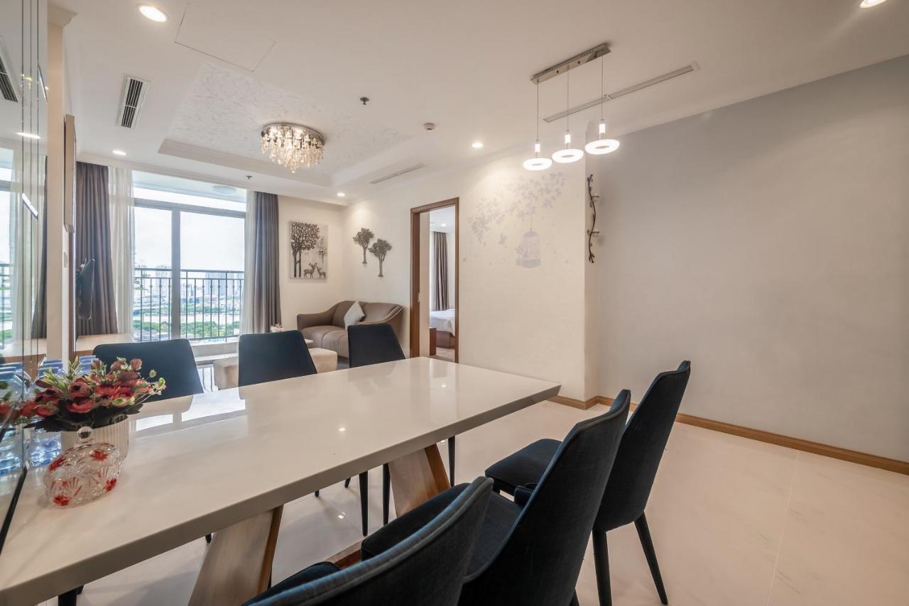 Landmark Plus Central Park Vista Apartment โฮจิมินห์ซิตี้ ภายนอก รูปภาพ