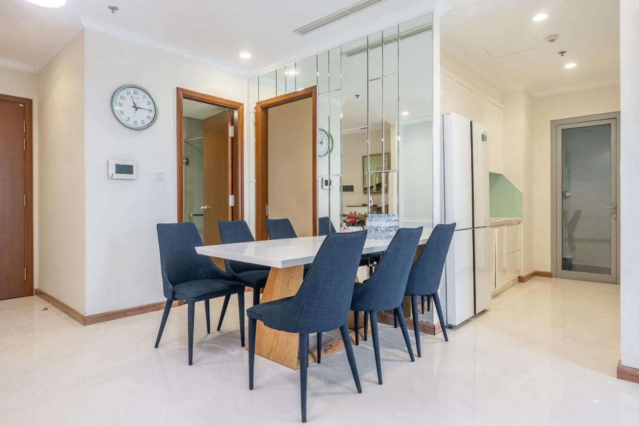 Landmark Plus Central Park Vista Apartment โฮจิมินห์ซิตี้ ภายนอก รูปภาพ